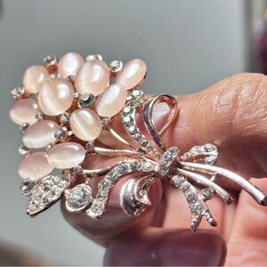 Flower Bouquet Brooch Floral Pink Bezel Set Stones with Rhinestone Accents 5423